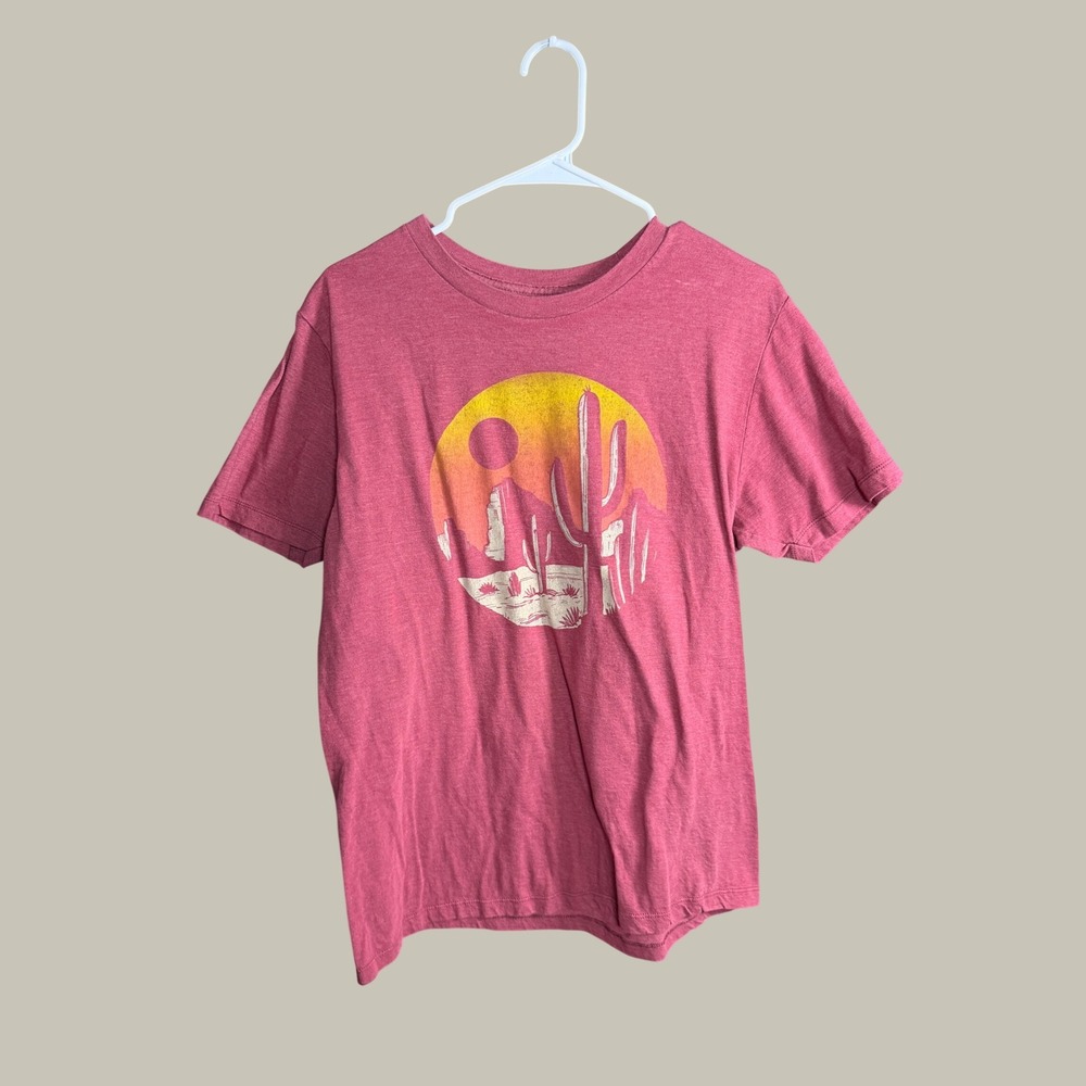 ME87 Clothing Co Desert Cactus Graphic T-Shirt Mens Medium Heather Berry Red